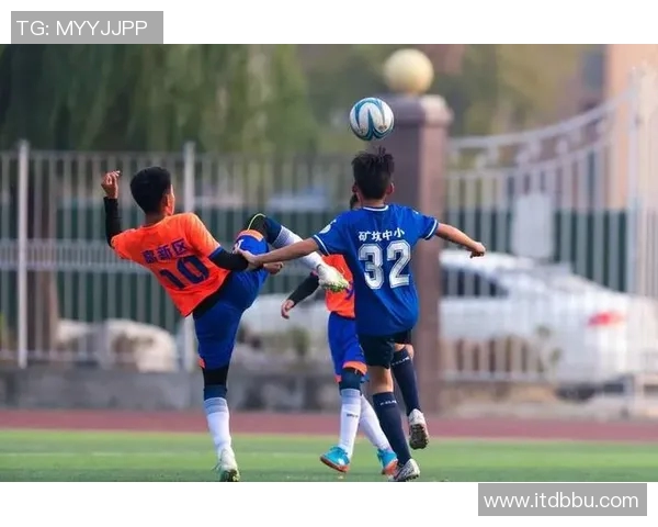 少林足球明星展现独特魅力与舞蹈才华的精彩瞬间 少林足球明星展现独特魅力与舞蹈才华的精彩瞬间