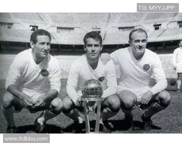 足球明星贝卢米的传奇人生与辉煌成就全解析 足球明星贝卢米的传奇人生与辉煌成就全解析